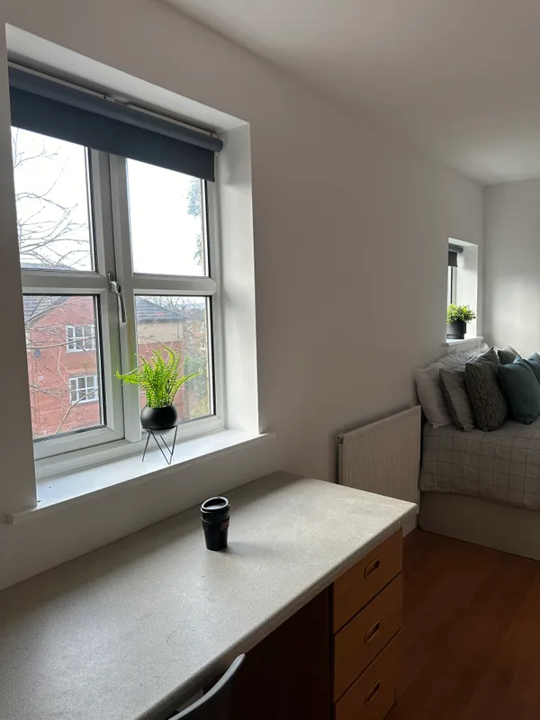 6 Bedroom Student House- 31 Denison Court NG7 3PH - Thumbnail 4